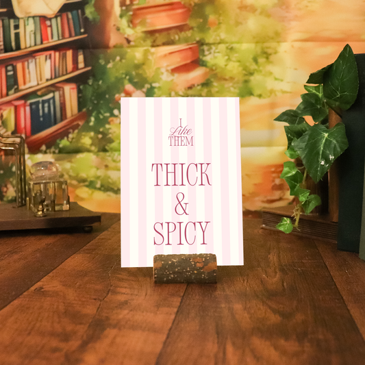 Thick & Spicy Print - Typografie Poster in Rosa und Pink - Smut Reader Kunstdruck für Booktok Fans